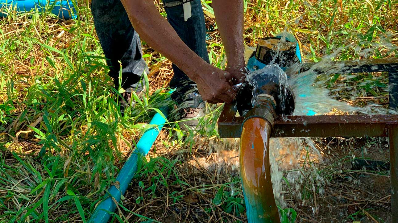 Como a gestão dos recursos naturais das empresas evoluiu ao longo do tempo?